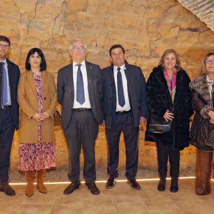 Autoridades durante la presentación de Garnachas Históricas Project