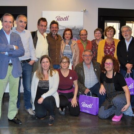 Los periodistas aragoneses visitan la cocina de la garnacha en el restaurante Rodi de Fuendejalón