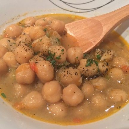 Plato de garbanzos en las Jornadas de la Cuchara de Madera